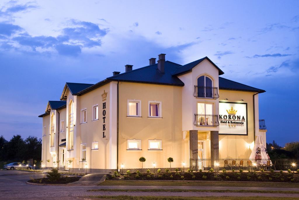 Hotel Korona Rzeszów Esterno foto